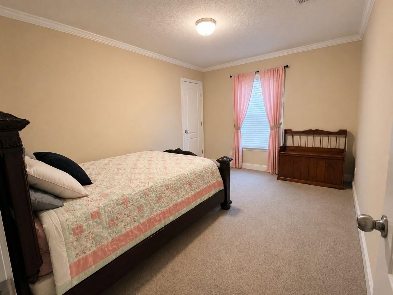 10409 County Line Rd.  Photo 16