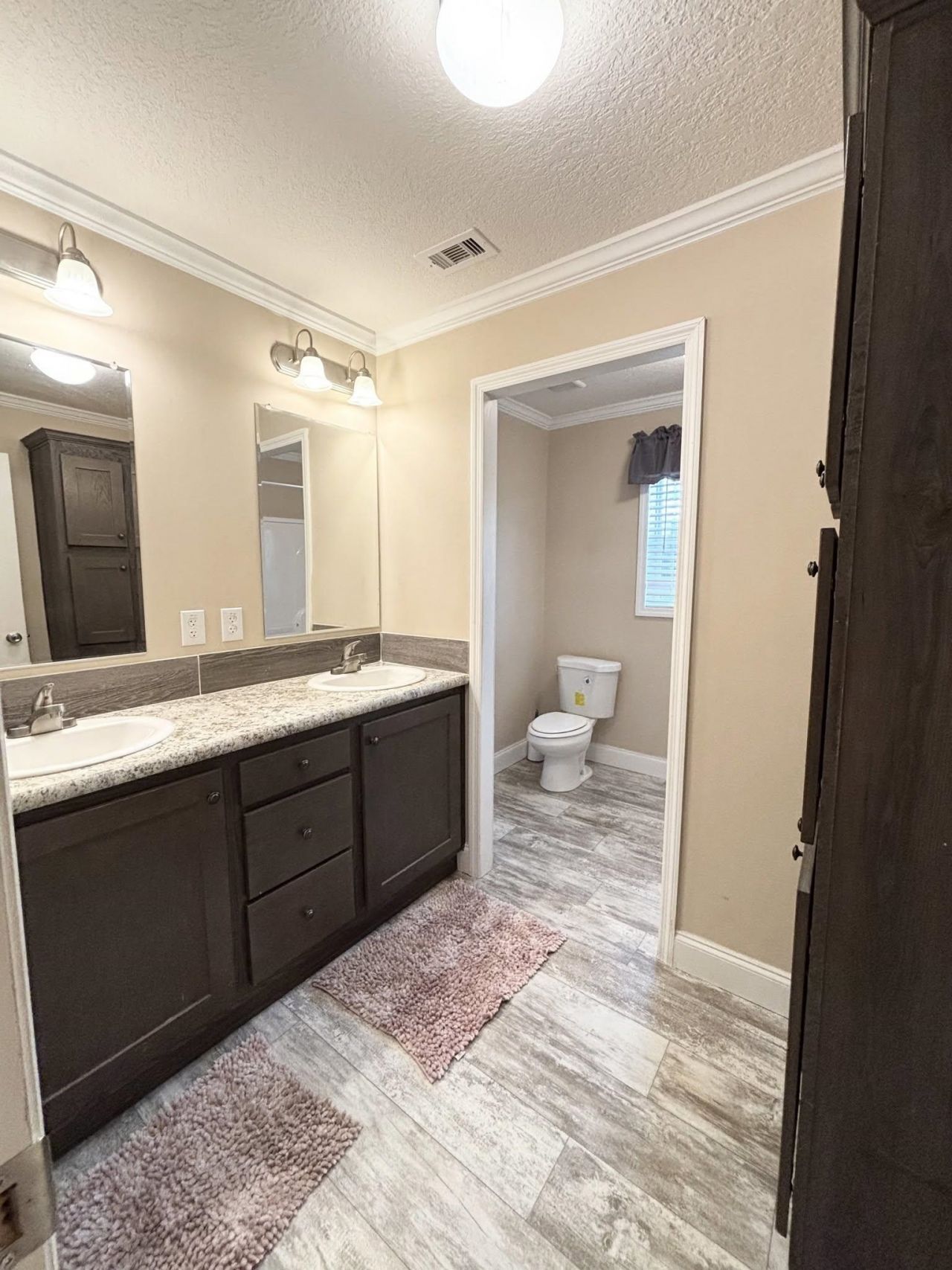 10409 County Line Rd.  Photo 17