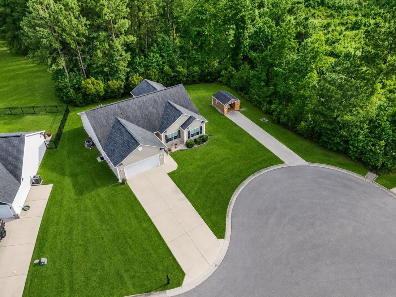 397 Blue Rock Dr. Photo 42