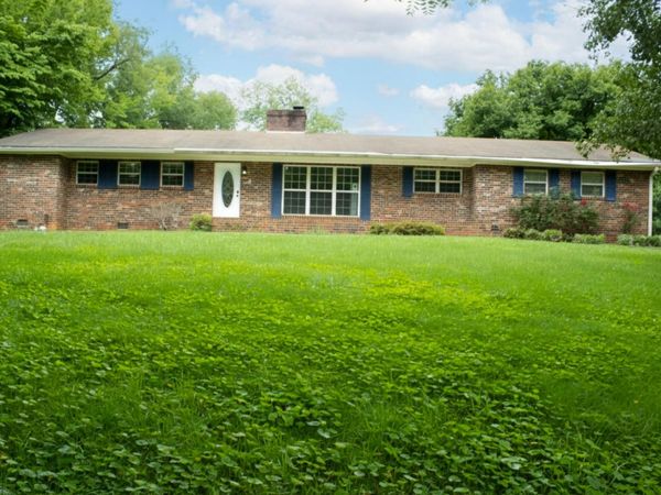 814 Cedar Springs Road , Athens, TN 37303