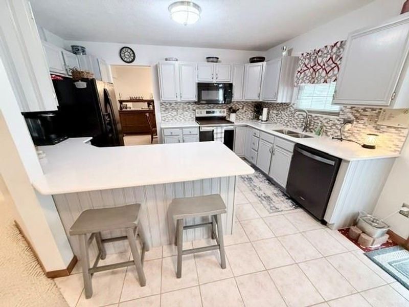 2104 Wilshire Drive, Piqua, OH 45356 Photo 3