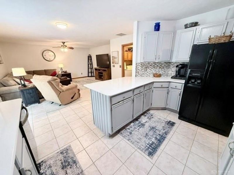 2104 Wilshire Drive, Piqua, OH 45356 Photo 6