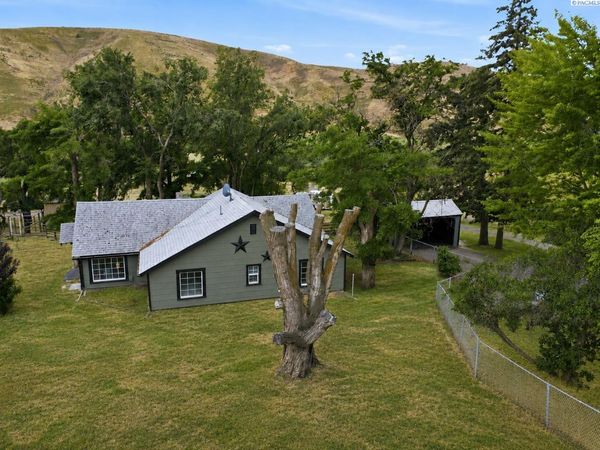 259 Highway 12, Pomeroy, WA 99347
