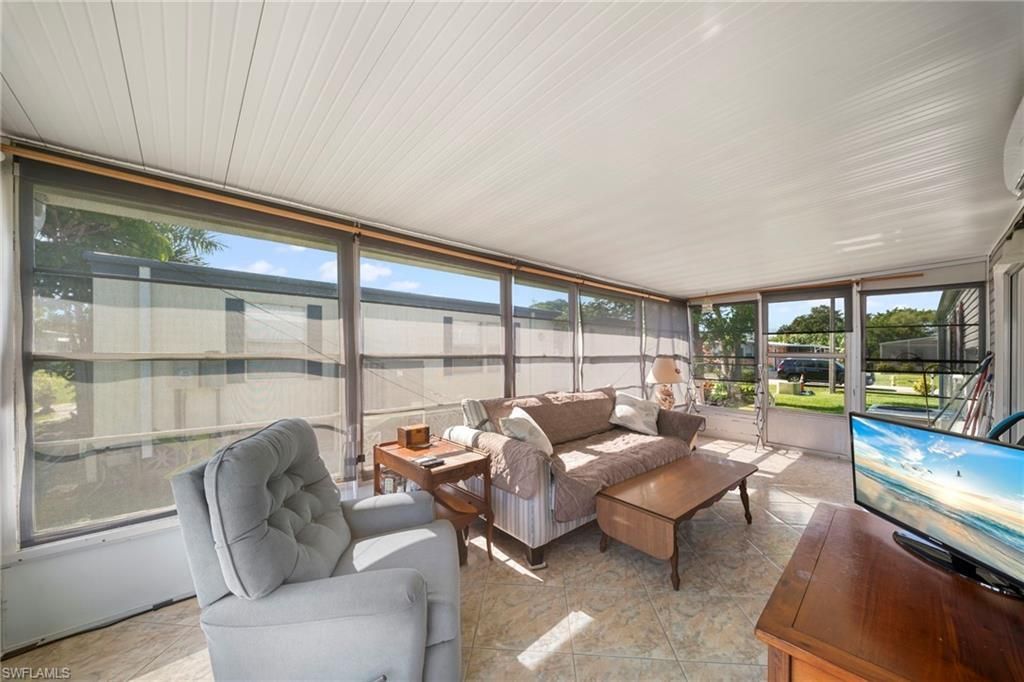 455 Cape Florida Way , Naples, FL 34104 Photo