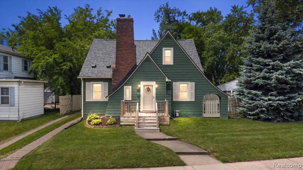 580 E Montcalm Street, Pontiac, MI 48342 Main Photo