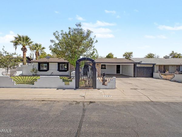 1237 W IVANHOE Street, Chandler, AZ 85224