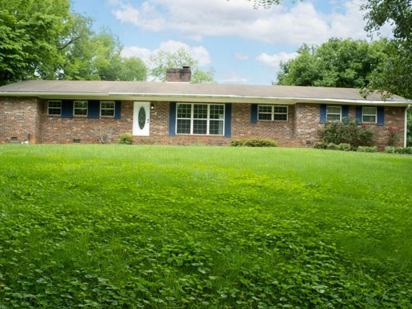 814 Cedar Springs Road , Athens, TN 37303