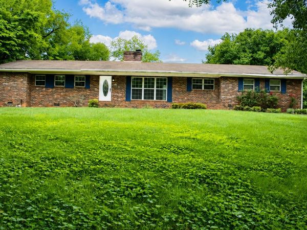 814 Cedar Springs Road , Athens, TN 37303