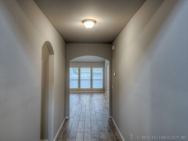 3710 S 13th Place , Broken Arrow, OK 74011