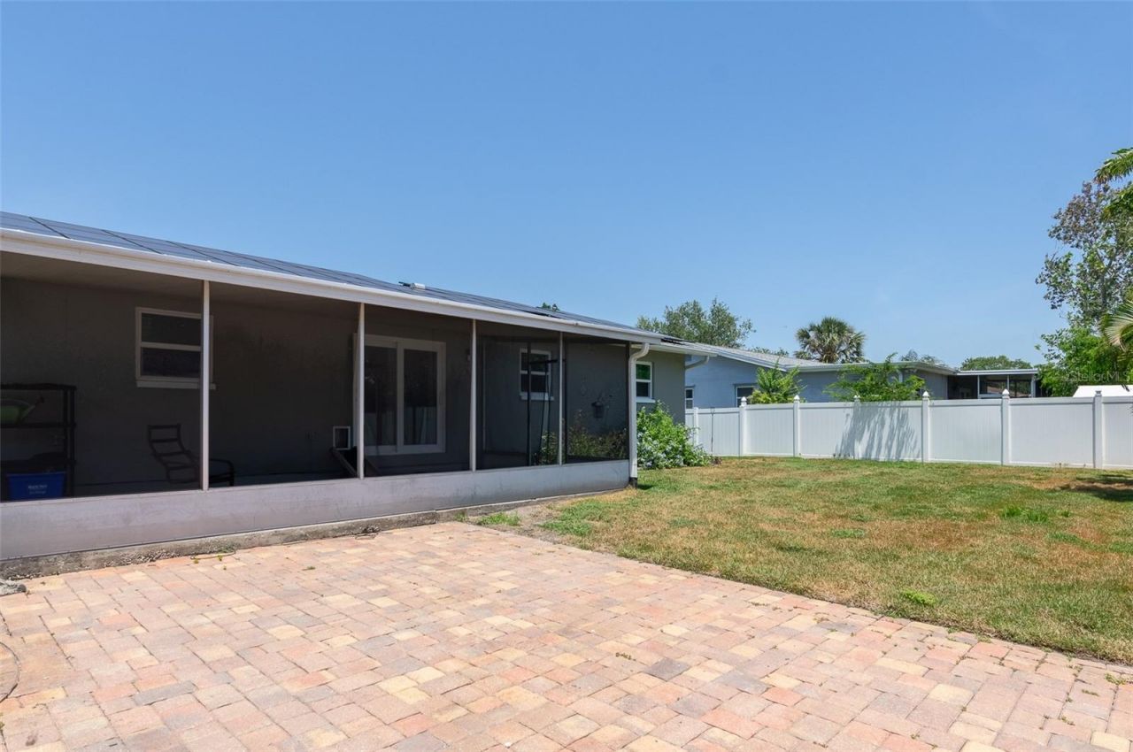 5923 19th Street Ne, Saint Petersburg, FL 33703 Photo