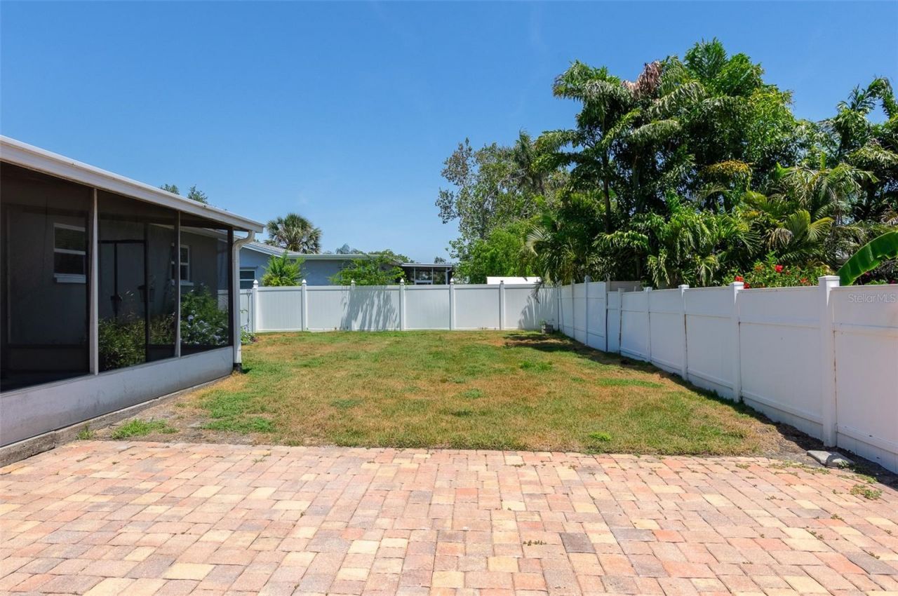 5923 19th Street Ne, Saint Petersburg, FL 33703 Photo
