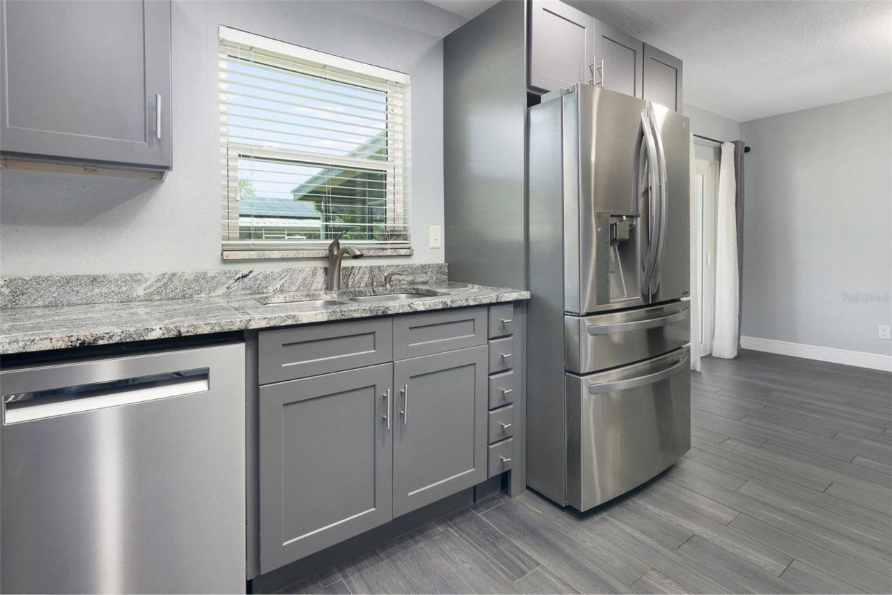 5923 19th Street Ne, Saint Petersburg, FL 33703 Photo
