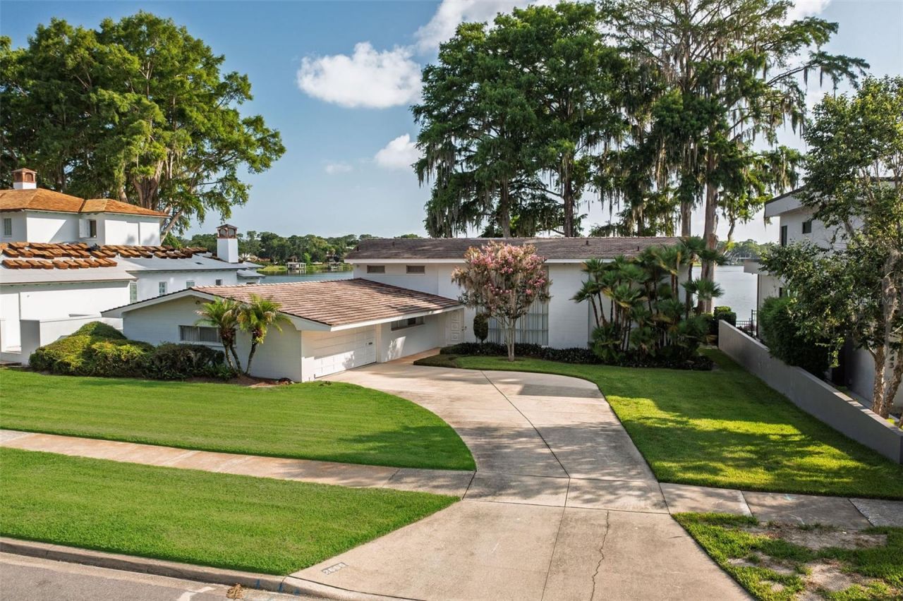 2655 Lake Shore Drive, Orlando, FL 32803 Photo