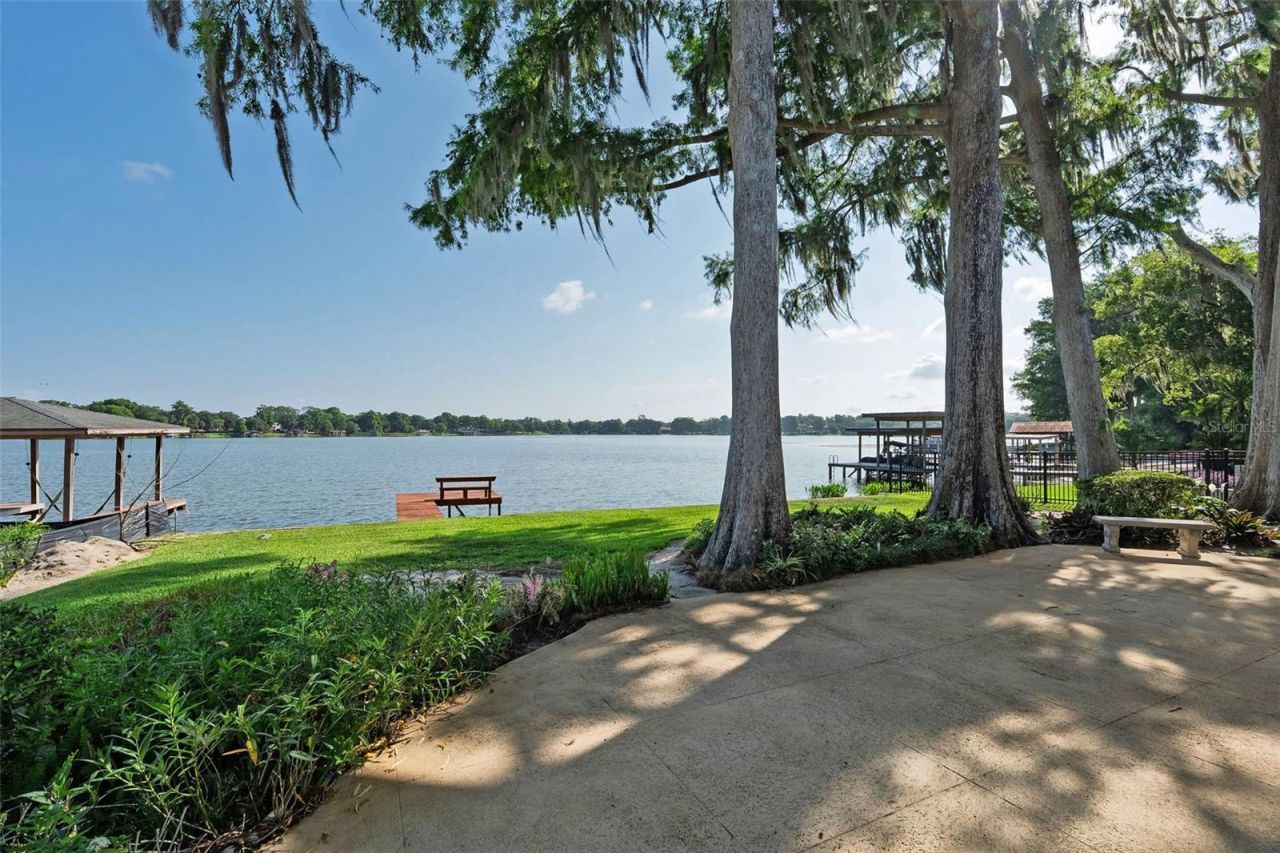 2655 Lake Shore Drive, Orlando, FL 32803 Photo