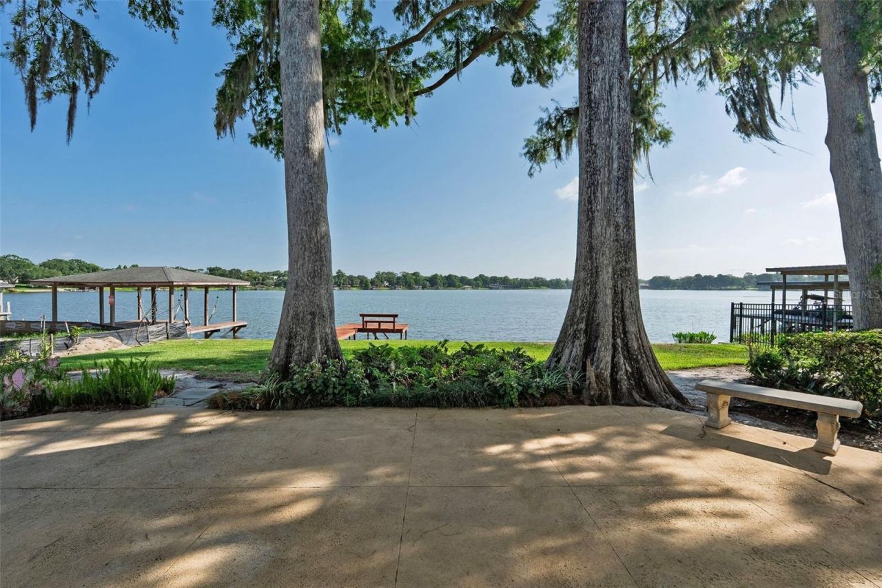 2655 Lake Shore Drive, Orlando, FL 32803 Photo