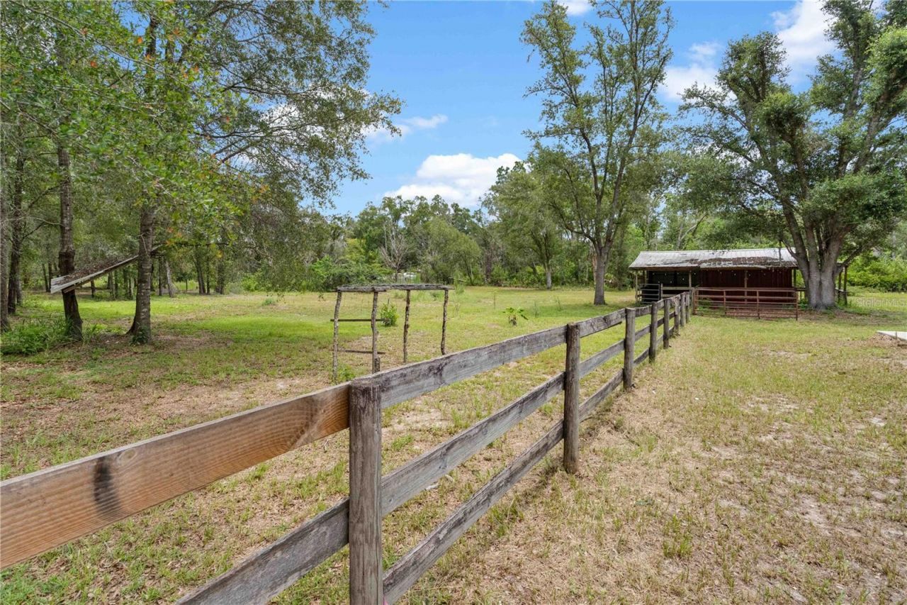 9459 N Eubanks Terrace , Dunnellon, FL 34433 Photo