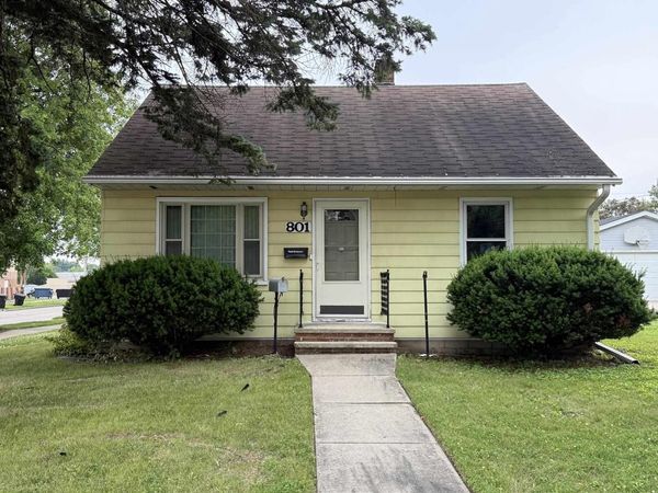 801 W GLENDALE AVENUE, Appleton, WI 54914