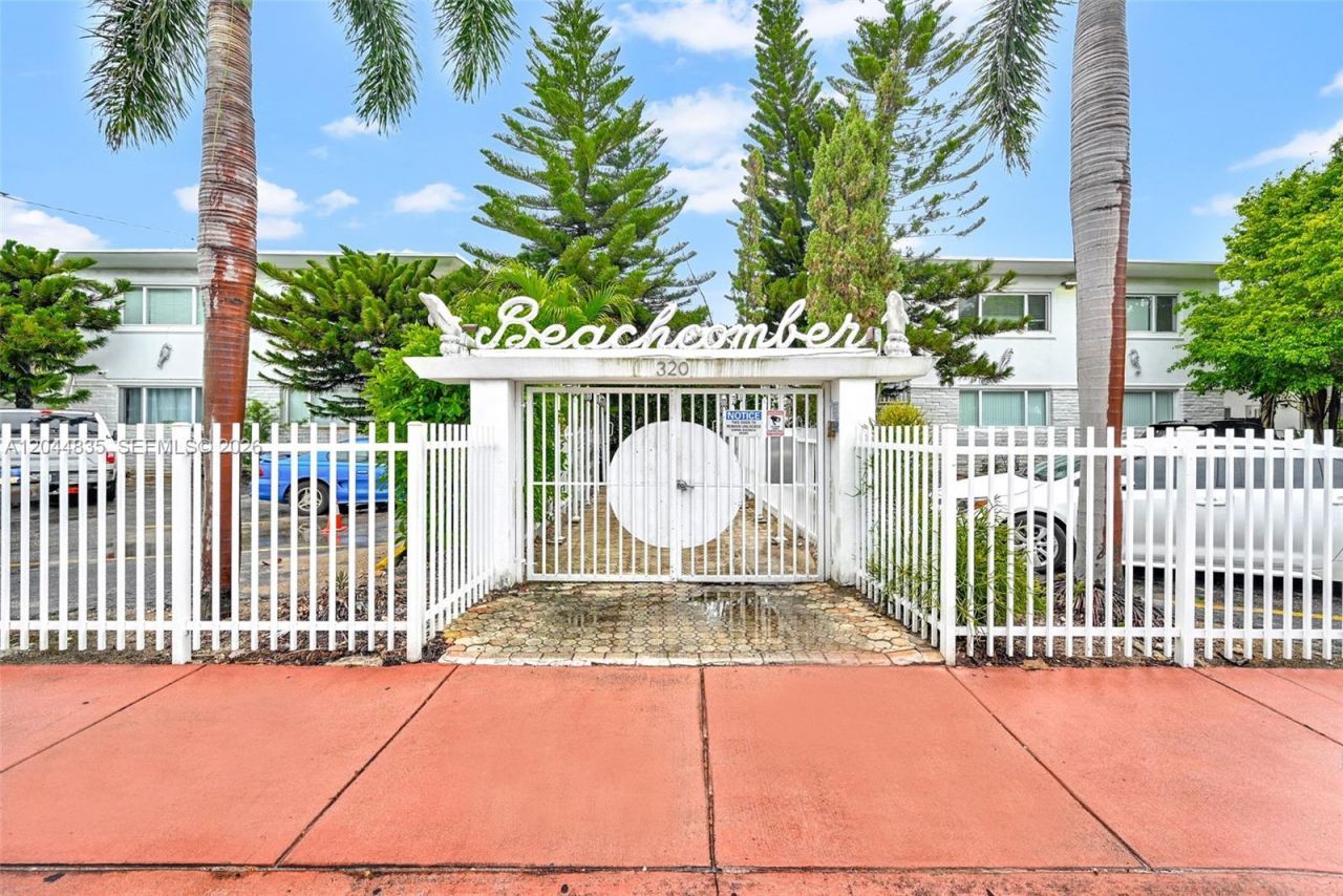 320 85th St , Unit 4, Miami Beach, FL 33141 Photo