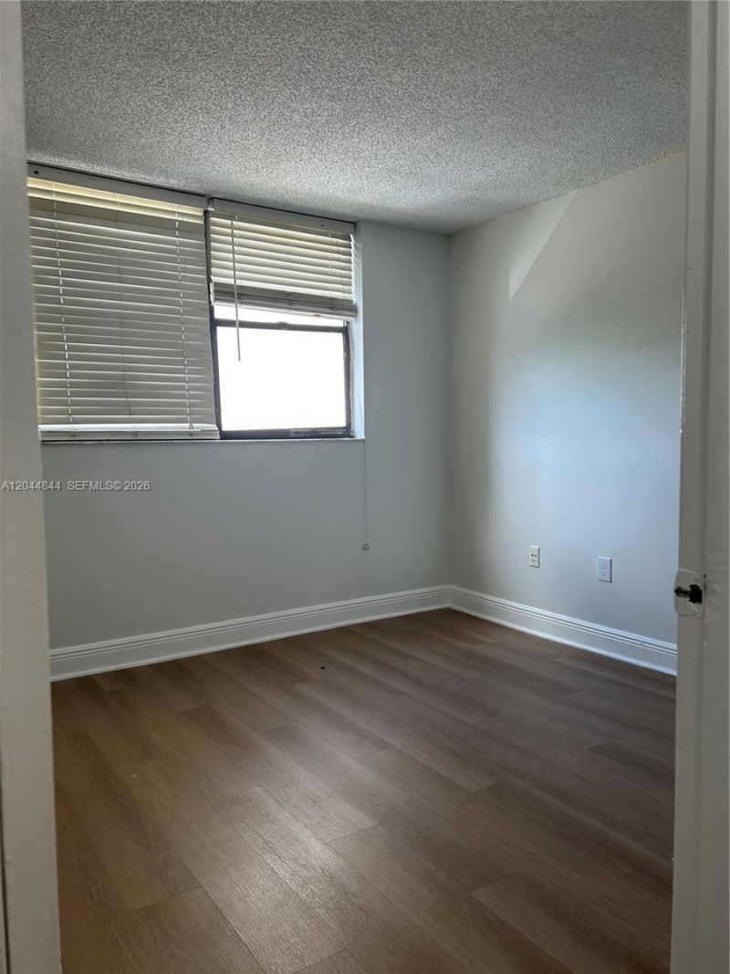 Please Call For Address, Unit A410, Miami, FL 33193 Photo