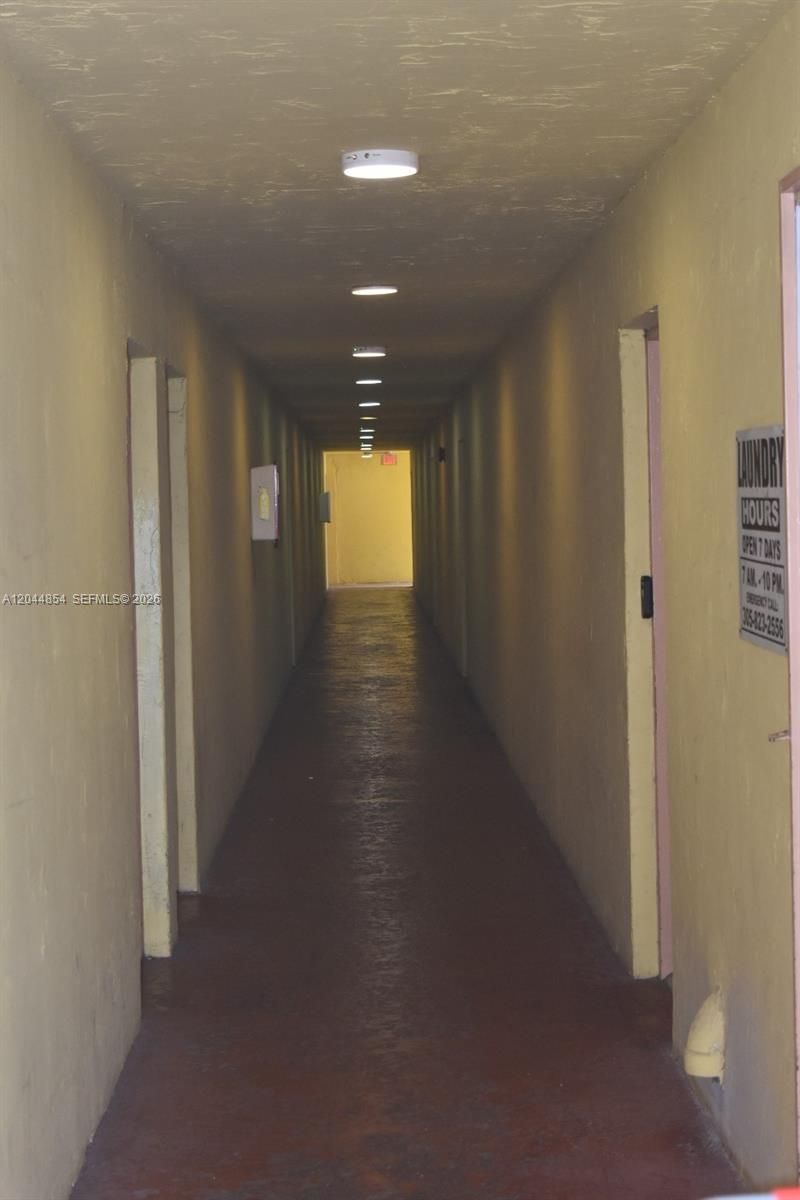 666 W 81st St , Unit 311, Hialeah, FL 33014 Photo