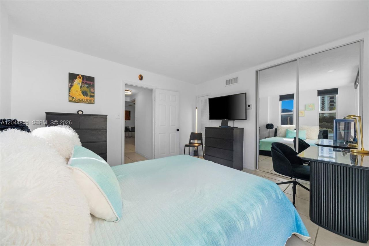 801 S Ocean Dr , Unit 207, Hollywood, FL 33019 Photo