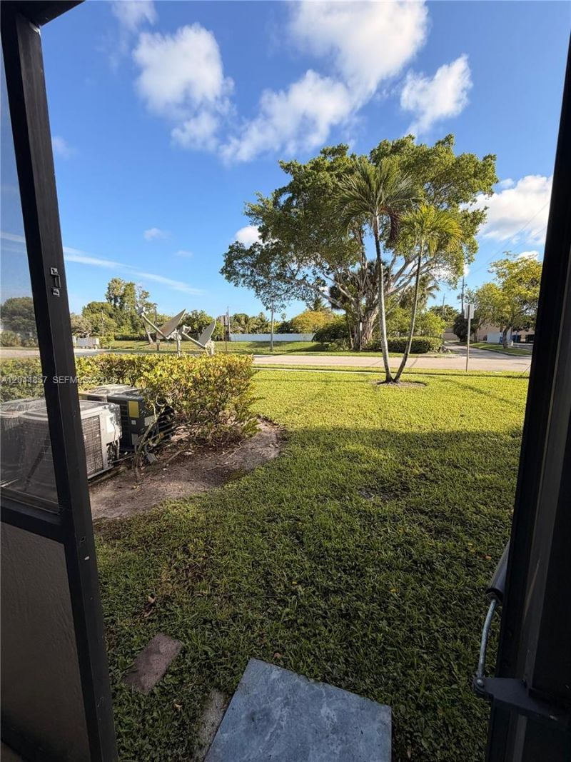 266 NW 60th Ave, Unit 266, Margate, FL 33063 Photo