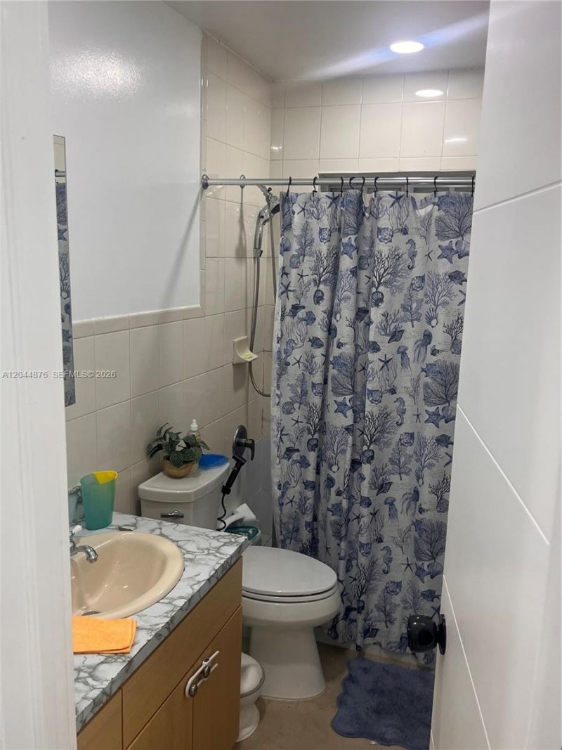 1195 NW 130th St , North Miami, FL 33168 Photo