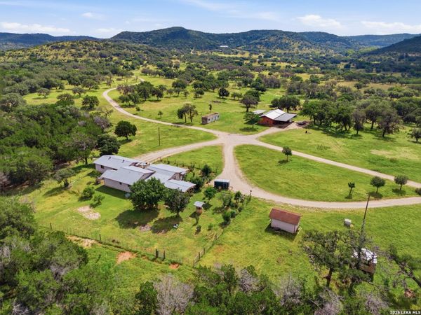18954 STATE HIGHWAY 16 N, Medina, TX 78055