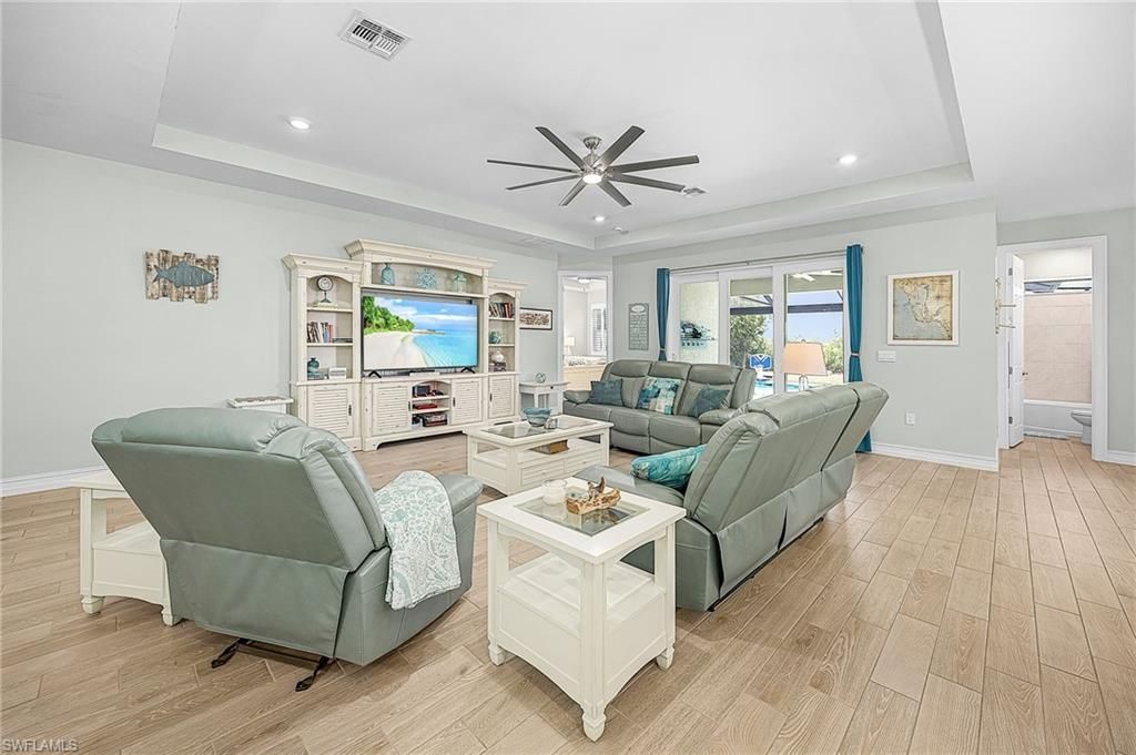 1207 NW 4th St, Cape Coral, FL 33993 Photo