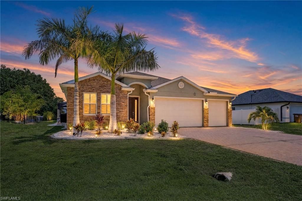 1207 NW 4th St, Cape Coral, FL 33993 Photo