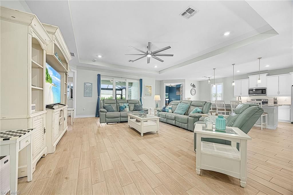 1207 NW 4th St, Cape Coral, FL 33993 Photo