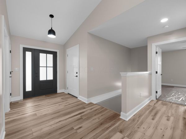419 Valleyridge Drive , Howard, OH 43028