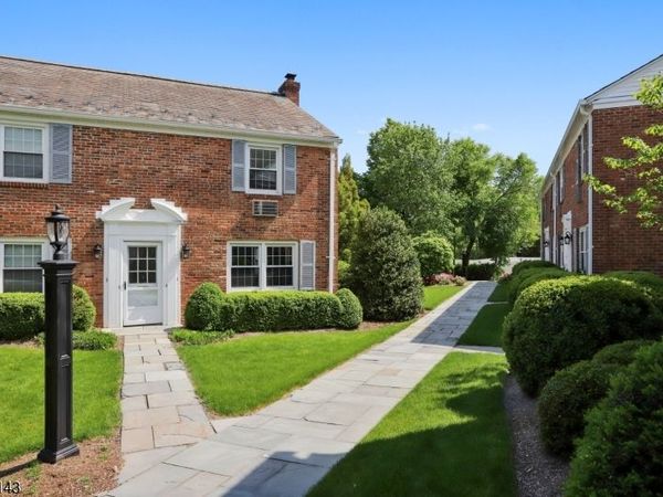 68 New England Avenue, Unit 21, Summit, NJ 07901