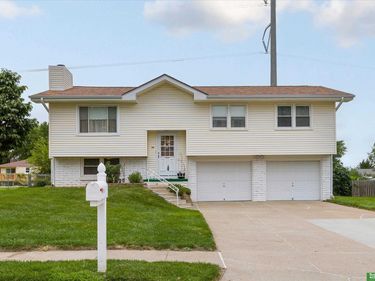 1012 Denver Street, Bellevue, NE 68005