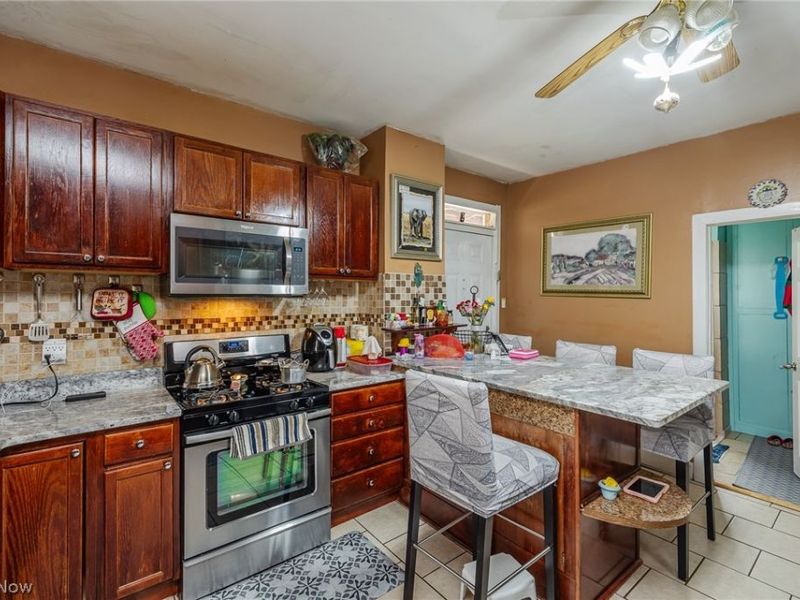 3201 W 54th Street, Cleveland, OH 44102 Photo 14