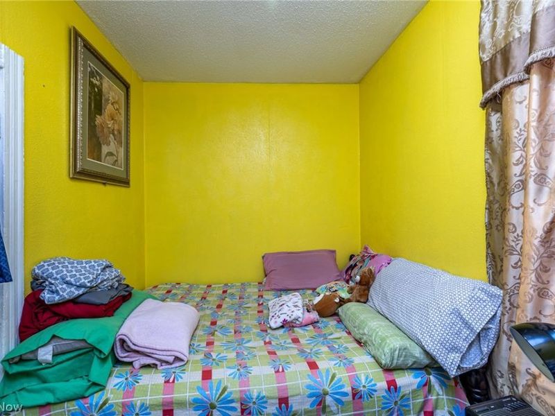 3201 W 54th Street, Cleveland, OH 44102 Photo 4