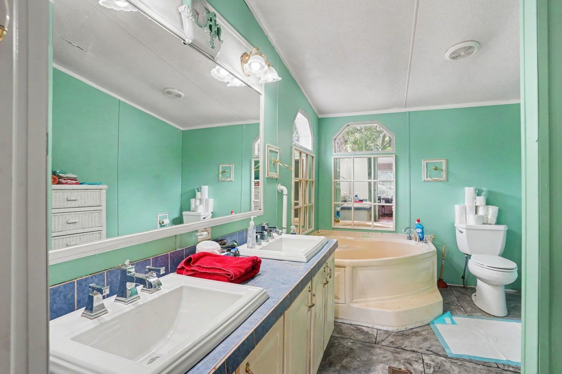506 Vista Dr. Photo 13