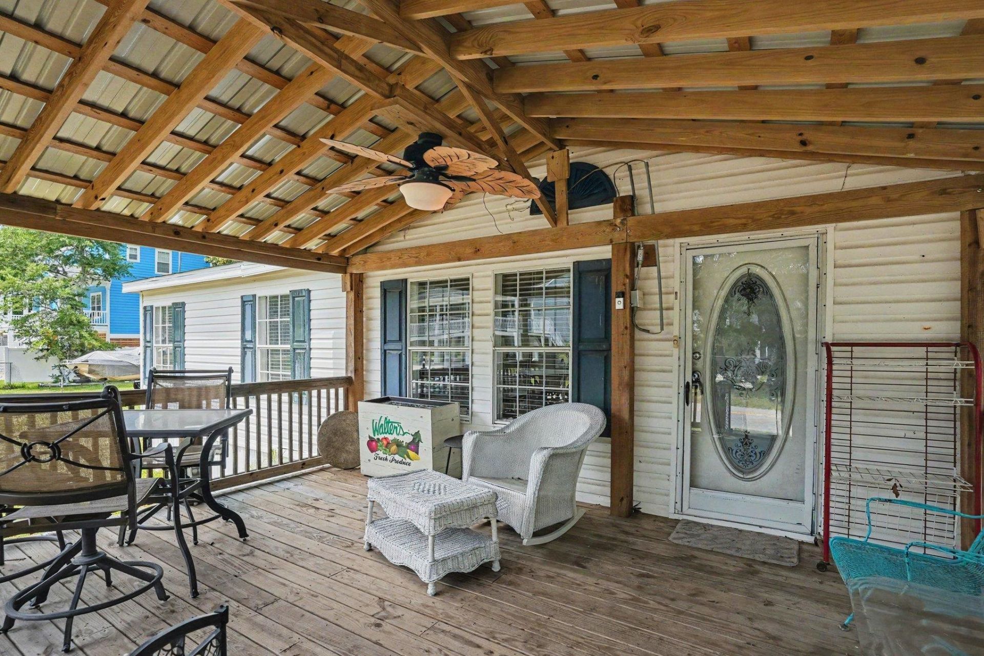 506 Vista Dr. Photo 4