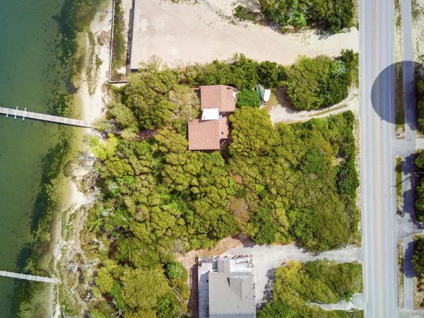 708 Emerald Drive, Emerald Isle, NC 28594