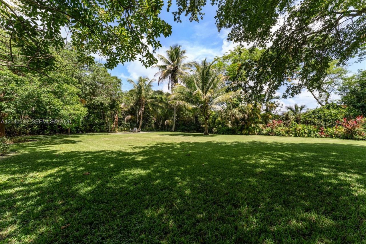 11100 SW 67th Ave, Pinecrest, FL 33156 Photo
