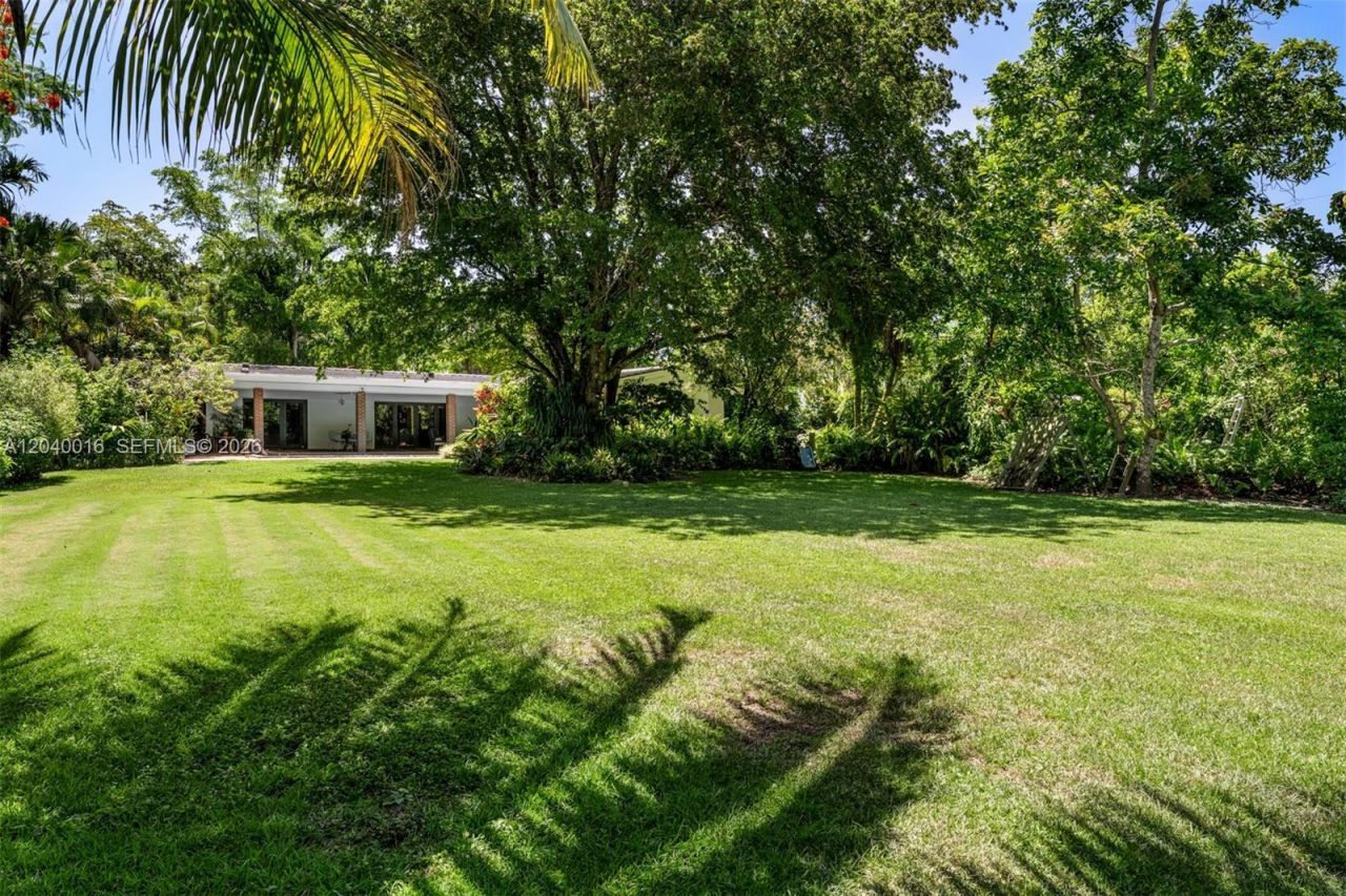 11100 SW 67th Ave, Pinecrest, FL 33156 Photo