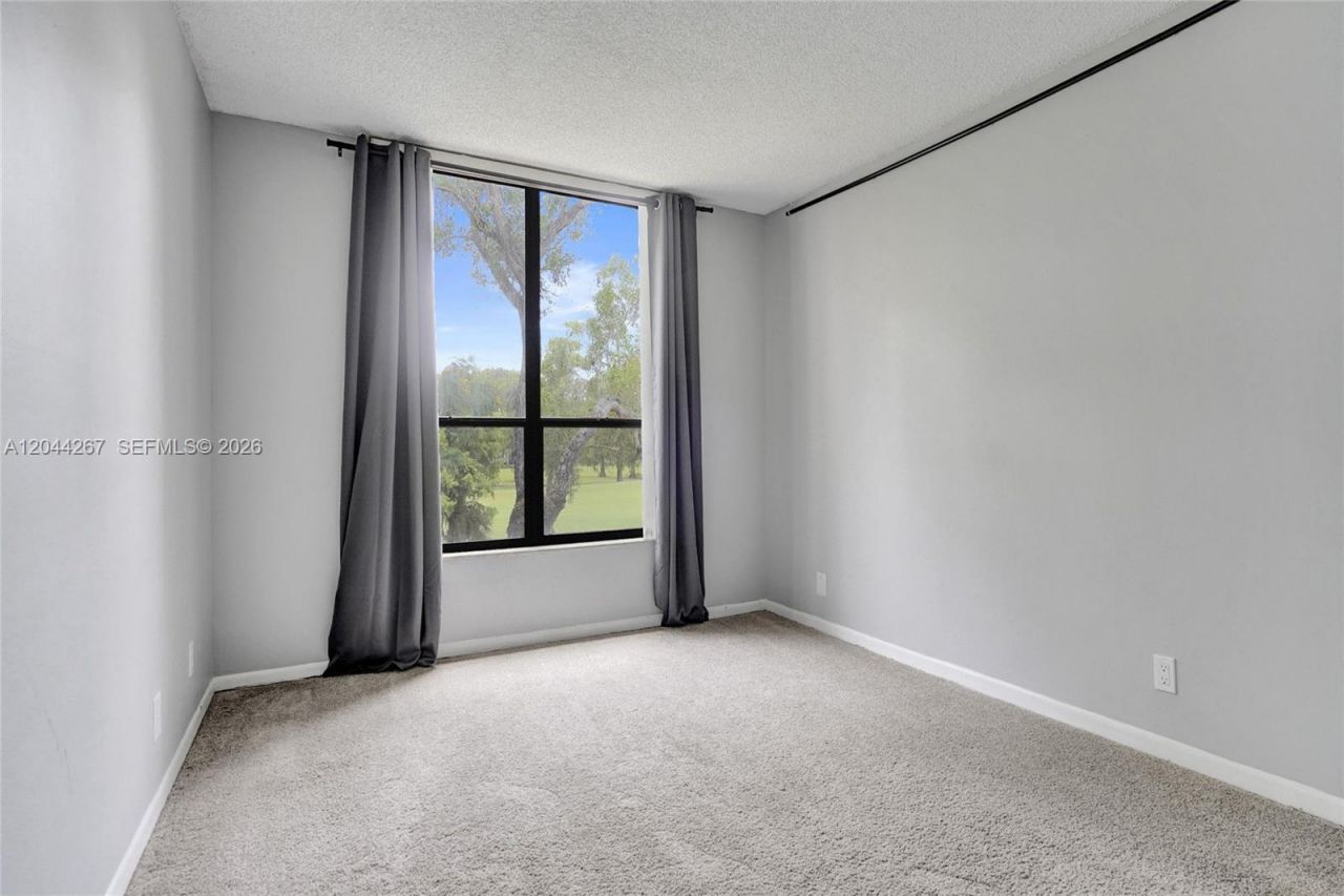 7850 W Mcnab Rd , Unit 210, Tamarac, FL 33321 Photo