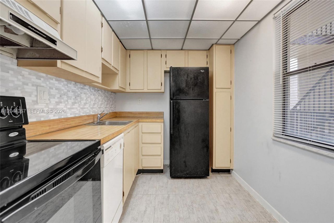 7850 W Mcnab Rd , Unit 210, Tamarac, FL 33321 Photo