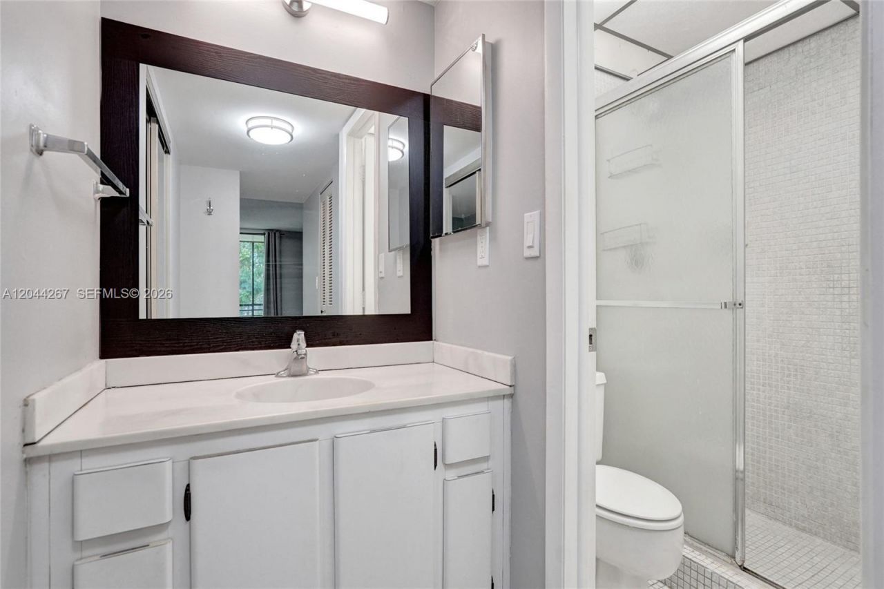 7850 W Mcnab Rd , Unit 210, Tamarac, FL 33321 Photo