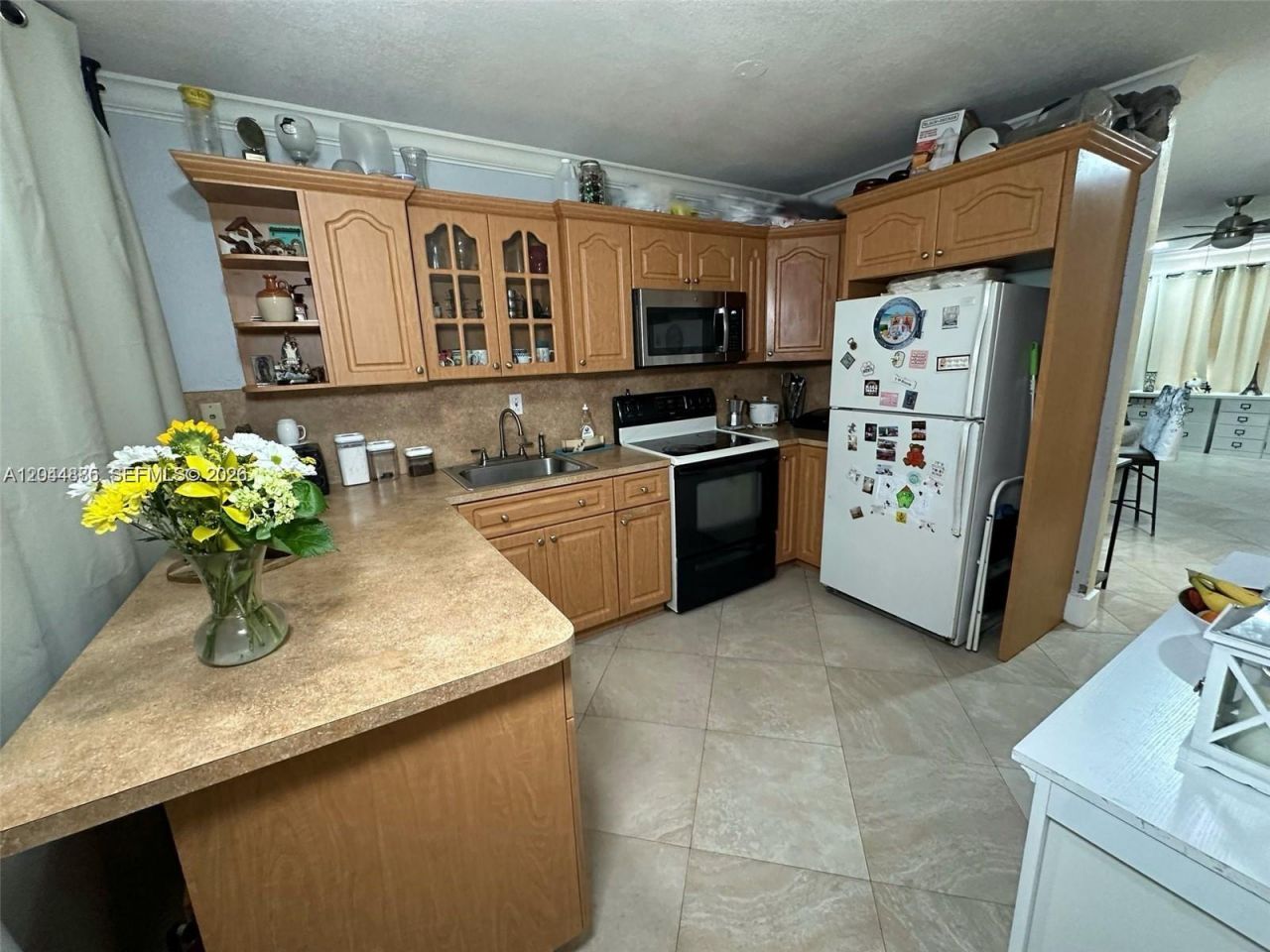 11537 SW 6th St , Sweetwater, FL 33174 Photo