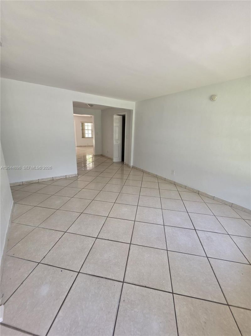 5720 Douglas St , Hollywood, FL 33021 Photo
