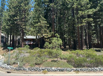 2260 Wagon Train Trail, South Lake Tahoe, CA 96150 Photo