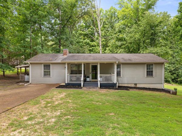 373 Wayne St, Florence, AL 35633