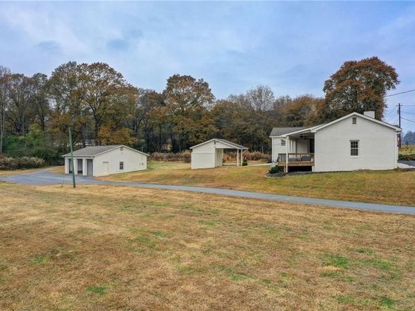 5125 Dahlonega Highway, Cumming, GA 30028