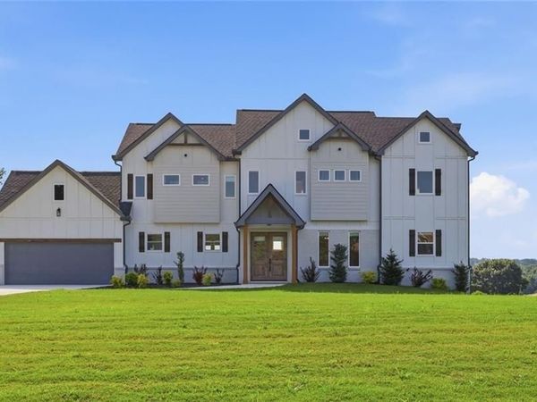 5746 Avalon Commons Way, Clermont, GA 30527